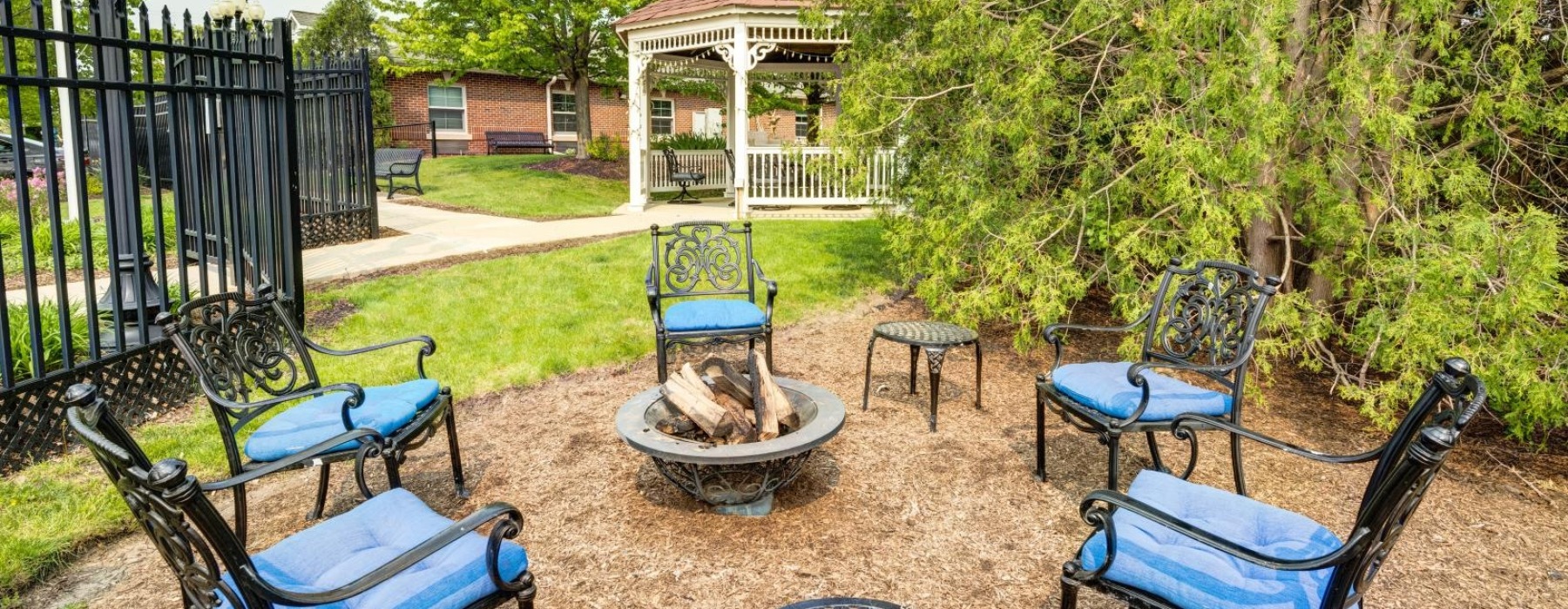 peaceful garden